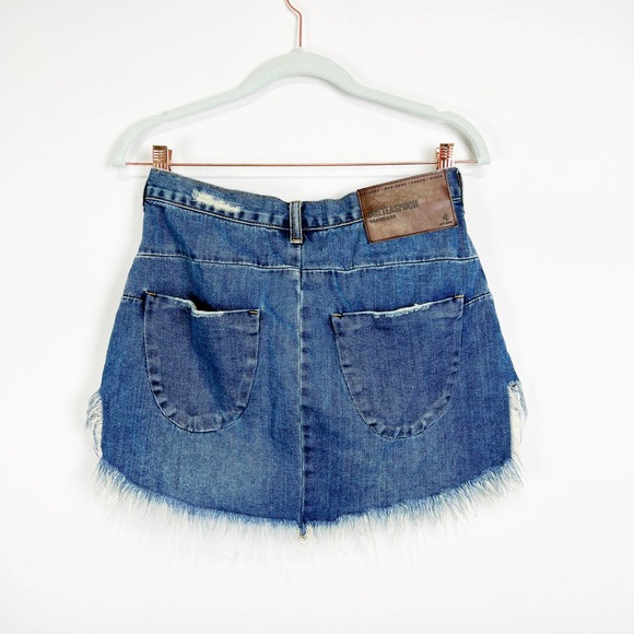 One Teaspoon distressed round edge denim blue jean cutoff  skirt Size 26 - Picture 2 of 8